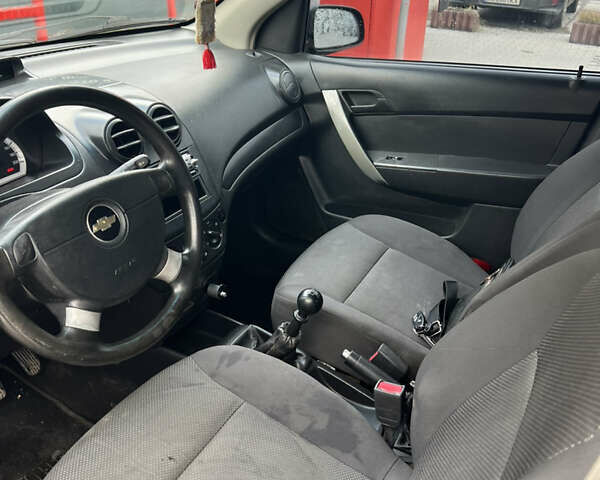 Чорний Шевроле Авео, об'ємом двигуна 1.5 л та пробігом 195 тис. км за 3450 $, фото 17 на Automoto.ua