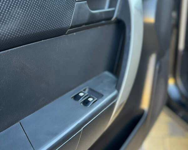 Черный Шевроле Авео, объемом двигателя 1.5 л и пробегом 190 тыс. км за 3350 $, фото 12 на Automoto.ua