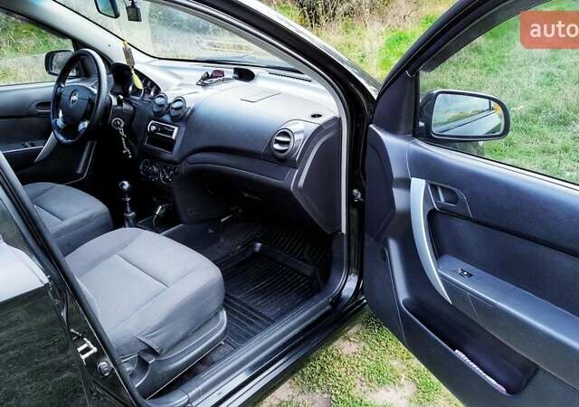 Черный Шевроле Авео, объемом двигателя 1.5 л и пробегом 120 тыс. км за 4870 $, фото 24 на Automoto.ua