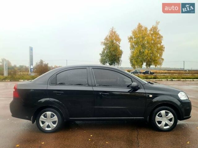 Черный Шевроле Авео, объемом двигателя 1.5 л и пробегом 213 тыс. км за 4300 $, фото 5 на Automoto.ua