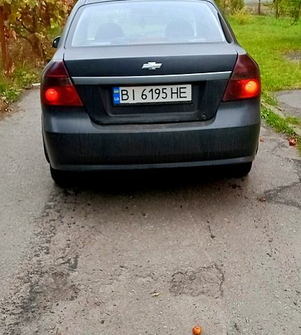 Черный Шевроле Авео, объемом двигателя 1.5 л и пробегом 276 тыс. км за 2000 $, фото 1 на Automoto.ua