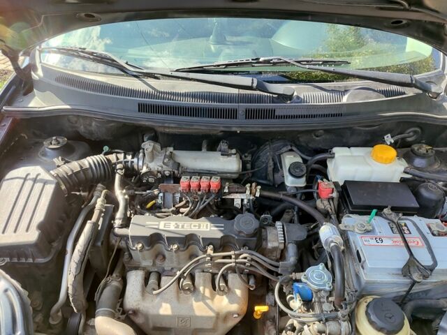 Черный Шевроле Авео, объемом двигателя 1.5 л и пробегом 235 тыс. км за 4500 $, фото 6 на Automoto.ua