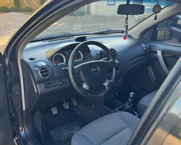 Черный Шевроле Авео, объемом двигателя 1.5 л и пробегом 190 тыс. км за 3350 $, фото 11 на Automoto.ua