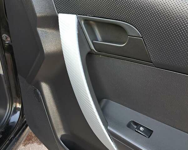 Черный Шевроле Авео, объемом двигателя 1.5 л и пробегом 275 тыс. км за 4300 $, фото 19 на Automoto.ua