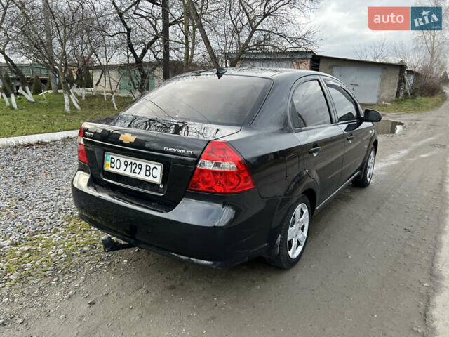 Черный Шевроле Авео, объемом двигателя 1.5 л и пробегом 250 тыс. км за 3350 $, фото 2 на Automoto.ua