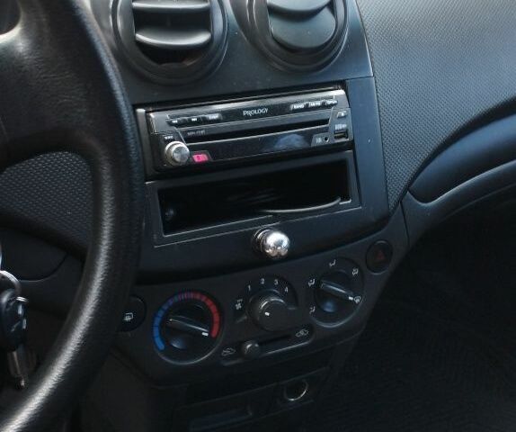 Черный Шевроле Авео, объемом двигателя 1.5 л и пробегом 187 тыс. км за 3450 $, фото 10 на Automoto.ua