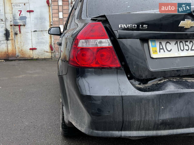 Черный Шевроле Авео, объемом двигателя 1.5 л и пробегом 155 тыс. км за 2150 $, фото 5 на Automoto.ua