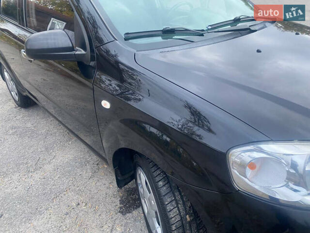 Черный Шевроле Авео, объемом двигателя 1.5 л и пробегом 130 тыс. км за 4500 $, фото 25 на Automoto.ua