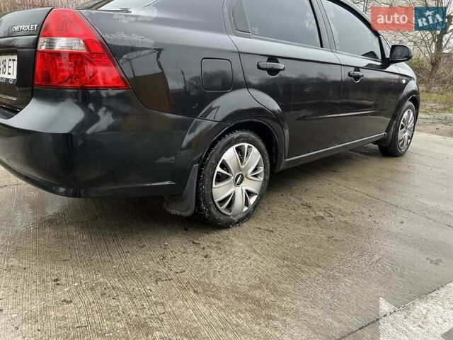 Черный Шевроле Авео, объемом двигателя 1.5 л и пробегом 210 тыс. км за 3200 $, фото 5 на Automoto.ua