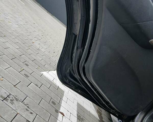 Черный Шевроле Авео, объемом двигателя 1.5 л и пробегом 206 тыс. км за 3900 $, фото 19 на Automoto.ua