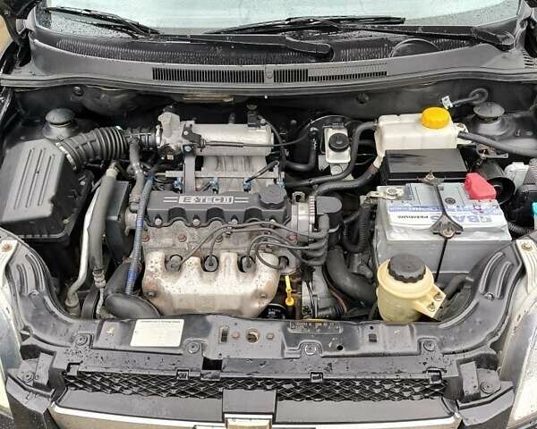 Черный Шевроле Авео, объемом двигателя 1.5 л и пробегом 175 тыс. км за 4500 $, фото 10 на Automoto.ua