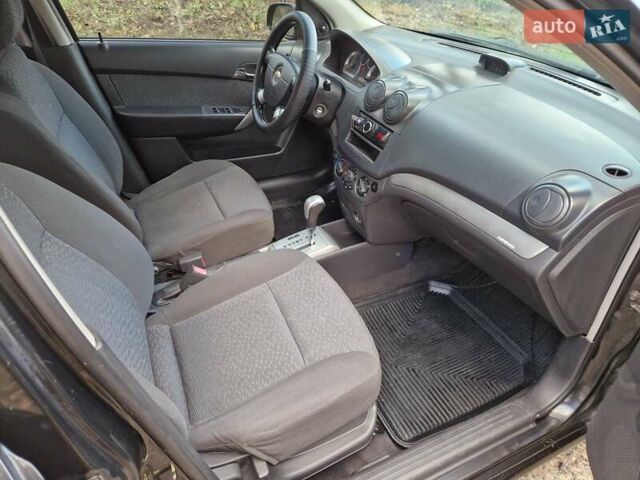 Черный Шевроле Авео, объемом двигателя 1.5 л и пробегом 256 тыс. км за 4200 $, фото 8 на Automoto.ua