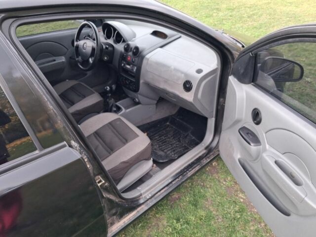 Черный Шевроле Авео, объемом двигателя 1.5 л и пробегом 300 тыс. км за 2100 $, фото 10 на Automoto.ua