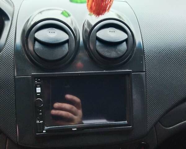 Черный Шевроле Авео, объемом двигателя 1.5 л и пробегом 117 тыс. км за 4100 $, фото 9 на Automoto.ua