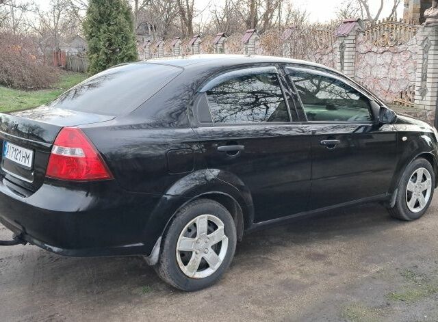 Черный Шевроле Авео, объемом двигателя 1.5 л и пробегом 211 тыс. км за 3500 $, фото 7 на Automoto.ua