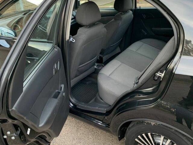 Шевроле Авео 2007 в Кривом Роге на Automoto.ua Черный Шевроле Авео, объемом двигателя 1.5 л и пробегом 205 тыс. км за 4500 $, фото 5 на Automoto.ua