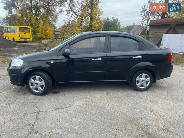 Черный Шевроле Авео, объемом двигателя 1.5 л и пробегом 130 тыс. км за 4500 $, фото 1 на Automoto.ua