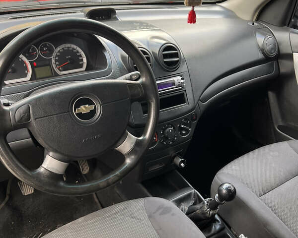Чорний Шевроле Авео, об'ємом двигуна 1.5 л та пробігом 195 тис. км за 3450 $, фото 16 на Automoto.ua