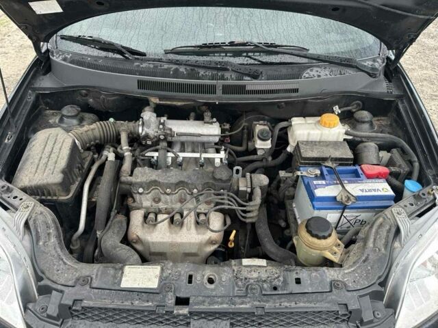 Чорний Шевроле Авео, об'ємом двигуна 1.5 л та пробігом 196 тис. км за 3900 $, фото 6 на Automoto.ua