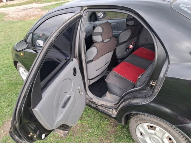 Черный Шевроле Авео, объемом двигателя 1.5 л и пробегом 300 тыс. км за 2100 $, фото 12 на Automoto.ua