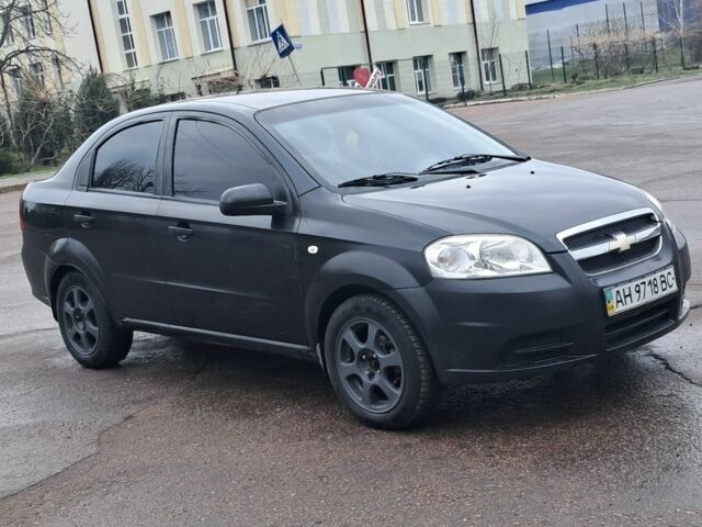 Черный Шевроле Авео, объемом двигателя 0 л и пробегом 130 тыс. км за 3200 $, фото 1 на Automoto.ua