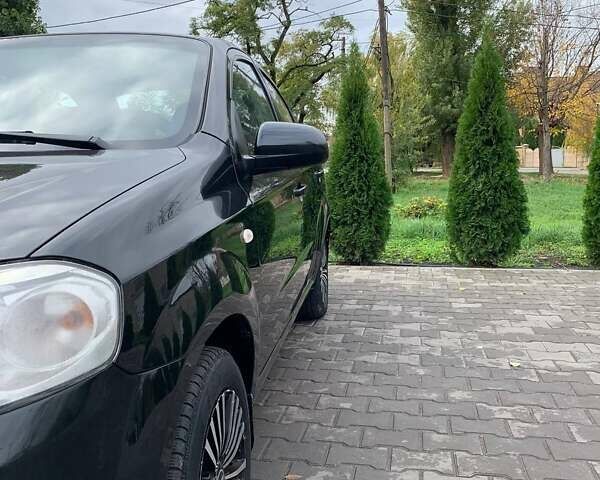 Черный Шевроле Авео, объемом двигателя 1.5 л и пробегом 205 тыс. км за 4300 $, фото 1 на Automoto.ua