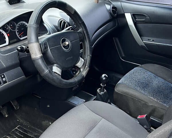 Черный Шевроле Авео, объемом двигателя 1.5 л и пробегом 155 тыс. км за 2150 $, фото 28 на Automoto.ua