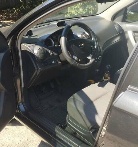 Чорний Шевроле Авео, об'ємом двигуна 1.5 л та пробігом 234 тис. км за 4300 $, фото 6 на Automoto.ua