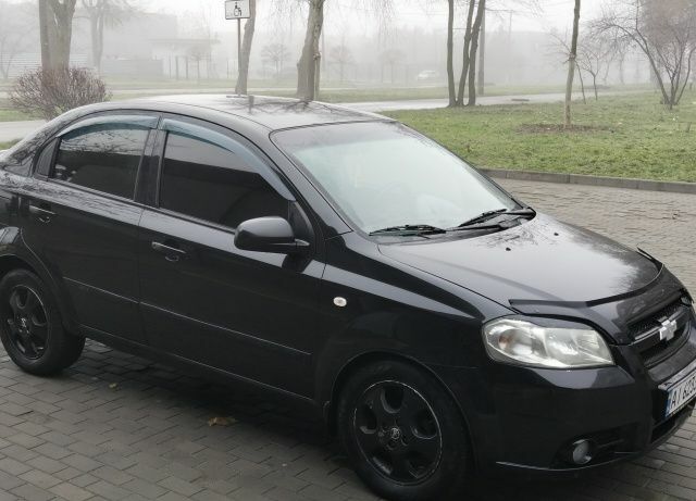 Черный Шевроле Авео, объемом двигателя 1.5 л и пробегом 240 тыс. км за 3600 $, фото 9 на Automoto.ua