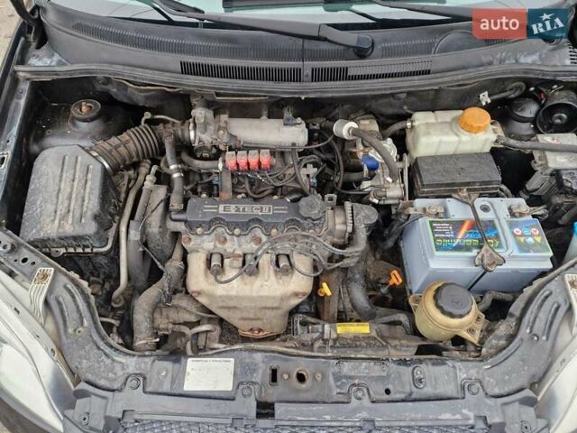 Черный Шевроле Авео, объемом двигателя 1.5 л и пробегом 256 тыс. км за 4600 $, фото 18 на Automoto.ua