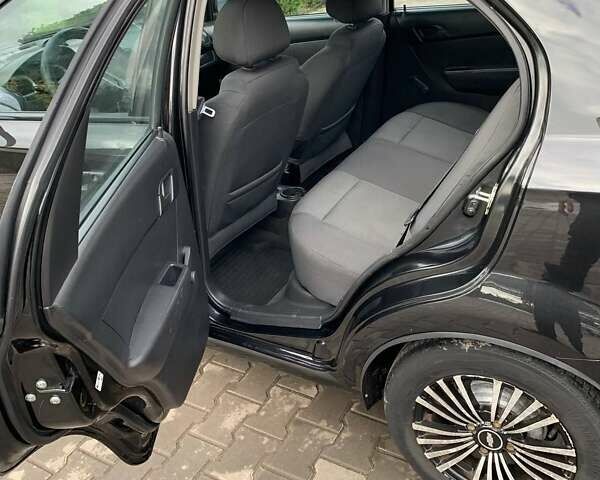 Черный Шевроле Авео, объемом двигателя 1.5 л и пробегом 205 тыс. км за 4300 $, фото 14 на Automoto.ua