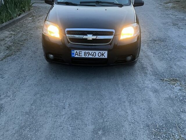 Черный Шевроле Авео, объемом двигателя 1.5 л и пробегом 250 тыс. км за 4000 $, фото 7 на Automoto.ua
