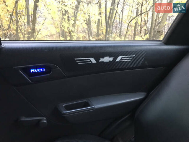 Черный Шевроле Авео, объемом двигателя 1.5 л и пробегом 250 тыс. км за 2888 $, фото 12 на Automoto.ua