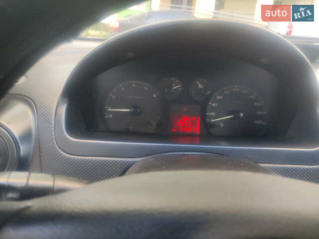 Черный Шевроле Авео, объемом двигателя 1.5 л и пробегом 449 тыс. км за 2800 $, фото 6 на Automoto.ua