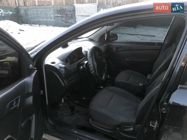 Черный Шевроле Авео, объемом двигателя 1.5 л и пробегом 260 тыс. км за 2900 $, фото 5 на Automoto.ua