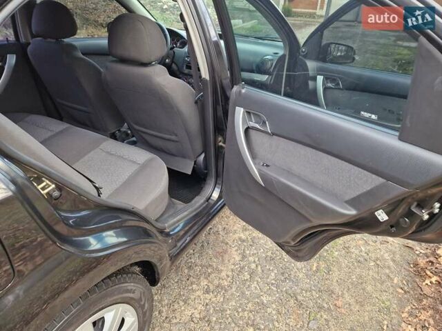 Черный Шевроле Авео, объемом двигателя 1.5 л и пробегом 256 тыс. км за 4200 $, фото 13 на Automoto.ua