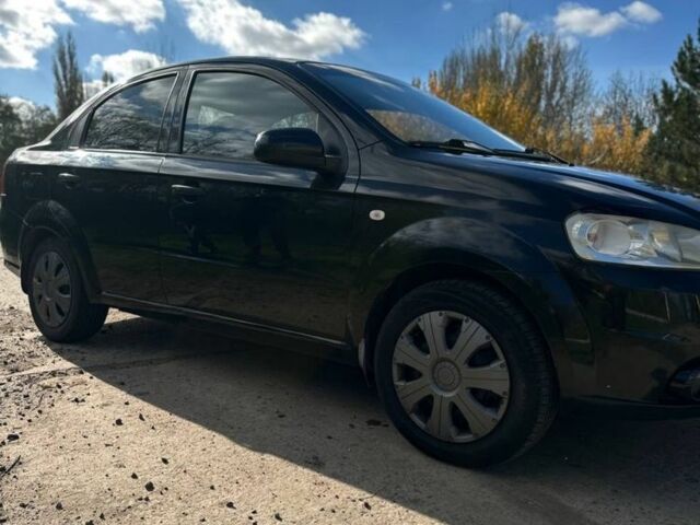 Черный Шевроле Авео, объемом двигателя 1.5 л и пробегом 193 тыс. км за 4200 $, фото 6 на Automoto.ua