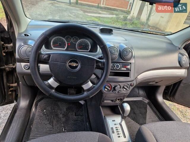 Черный Шевроле Авео, объемом двигателя 1.5 л и пробегом 256 тыс. км за 4200 $, фото 16 на Automoto.ua