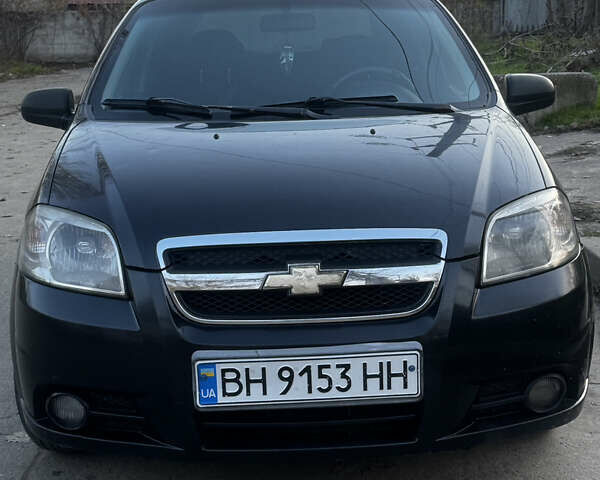 Черный Шевроле Авео, объемом двигателя 1.5 л и пробегом 188 тыс. км за 2999 $, фото 2 на Automoto.ua
