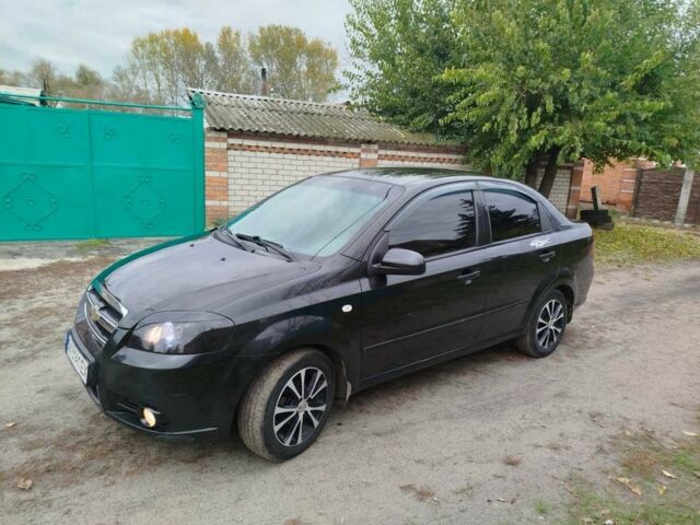 Черный Шевроле Авео, объемом двигателя 1.5 л и пробегом 200 тыс. км за 3800 $, фото 1 на Automoto.ua