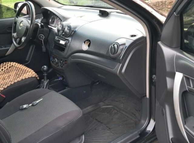 Черный Шевроле Авео, объемом двигателя 1.5 л и пробегом 211 тыс. км за 3500 $, фото 10 на Automoto.ua