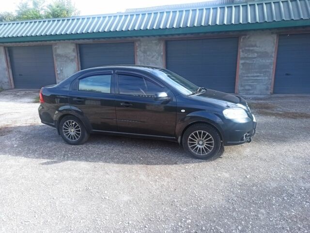 Черный Шевроле Авео, объемом двигателя 1.5 л и пробегом 220 тыс. км за 4100 $, фото 3 на Automoto.ua