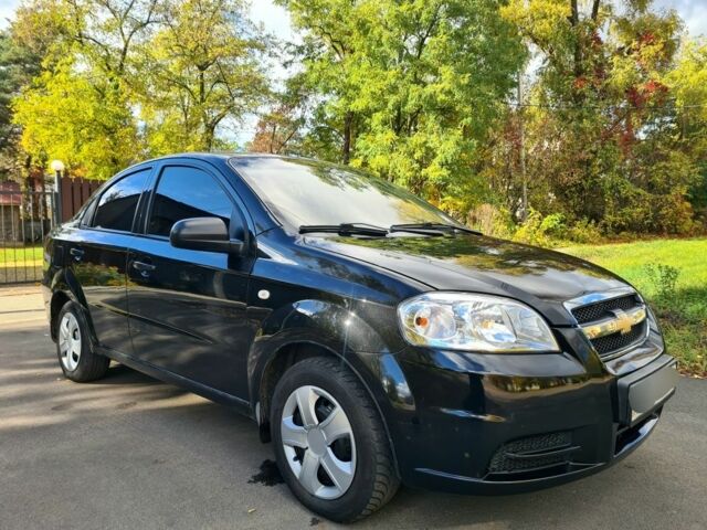 Черный Шевроле Авео, объемом двигателя 1.5 л и пробегом 213 тыс. км за 4100 $, фото 3 на Automoto.ua