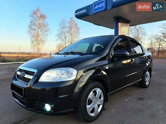 Черный Шевроле Авео, объемом двигателя 1.5 л и пробегом 275 тыс. км за 4300 $, фото 1 на Automoto.ua