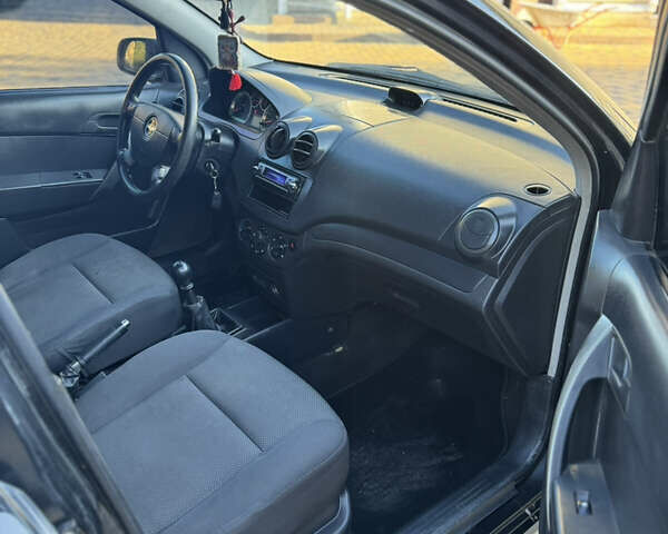 Черный Шевроле Авео, объемом двигателя 1.5 л и пробегом 190 тыс. км за 3350 $, фото 20 на Automoto.ua