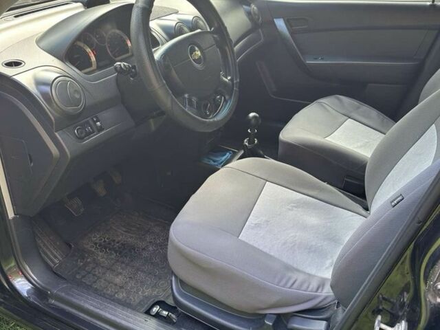 Чорний Шевроле Авео, об'ємом двигуна 1.5 л та пробігом 196 тис. км за 3900 $, фото 7 на Automoto.ua