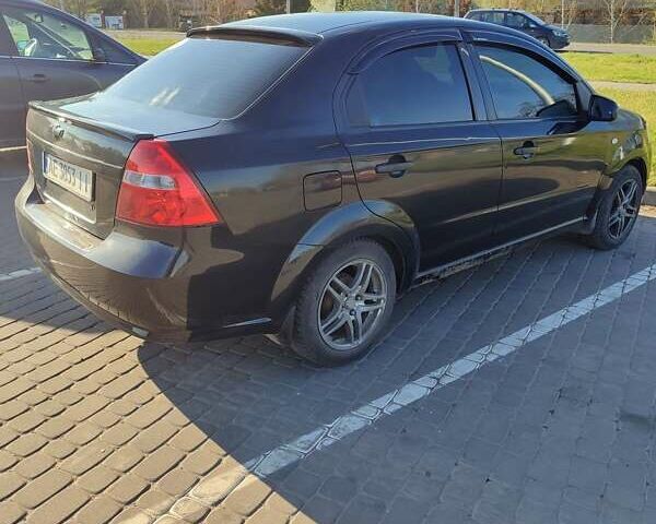 Черный Шевроле Авео, объемом двигателя 1.5 л и пробегом 232 тыс. км за 4000 $, фото 2 на Automoto.ua