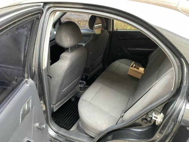 Черный Шевроле Авео, объемом двигателя 1.5 л и пробегом 300 тыс. км за 2900 $, фото 7 на Automoto.ua