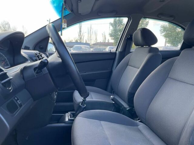 Черный Шевроле Авео, объемом двигателя 1.5 л и пробегом 205 тыс. км за 4500 $, фото 8 на Automoto.ua