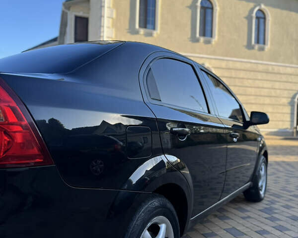 Черный Шевроле Авео, объемом двигателя 1.5 л и пробегом 190 тыс. км за 3350 $, фото 9 на Automoto.ua